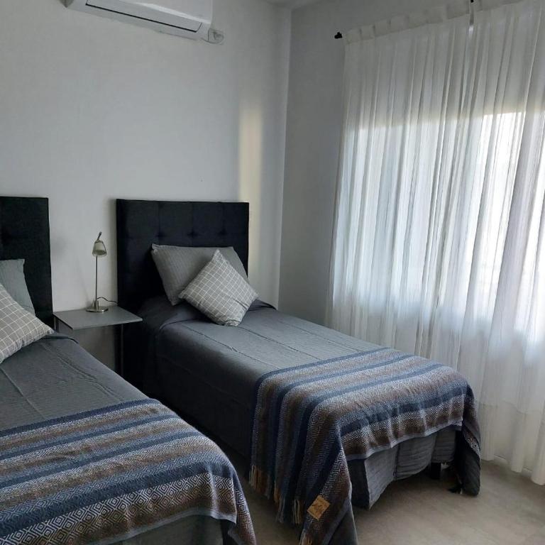 Moderno Departamento en Luján de Cuyo cercano a bodegas y viñedos - Apartamento de 2 dormitorios - 12