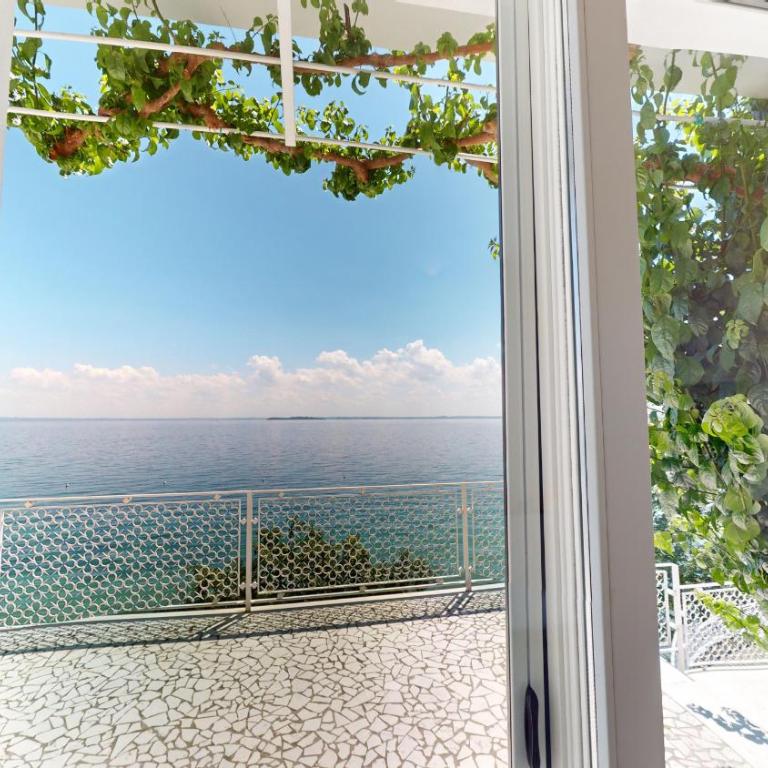 Villa Flora luxury pool-BGL - Villa con Piscina Privata - 42
