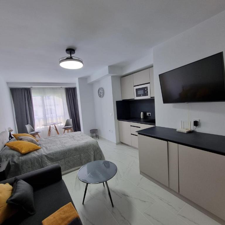 Seascape - Tranquil Studio Apartment - One-Bedroom Apartment - 1