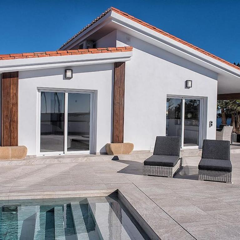 The Beach House - Villa - 6