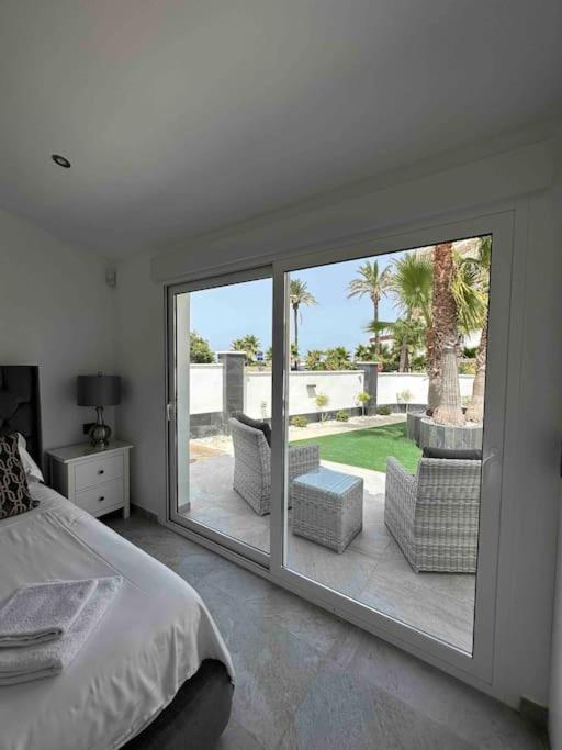 The Beach House - Villa - 23