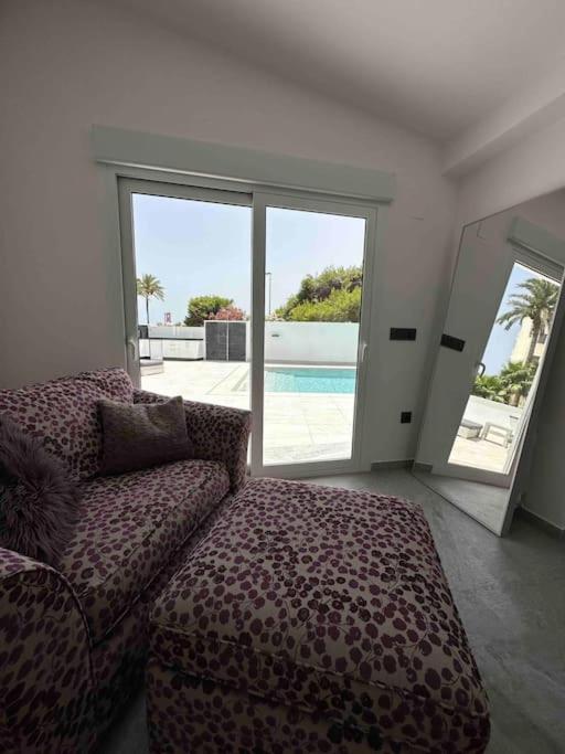 The Beach House - Villa - 26