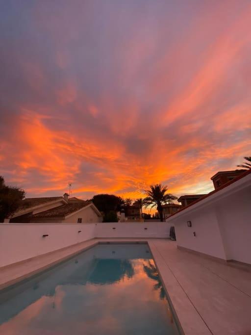 The Beach House - Villa - 28