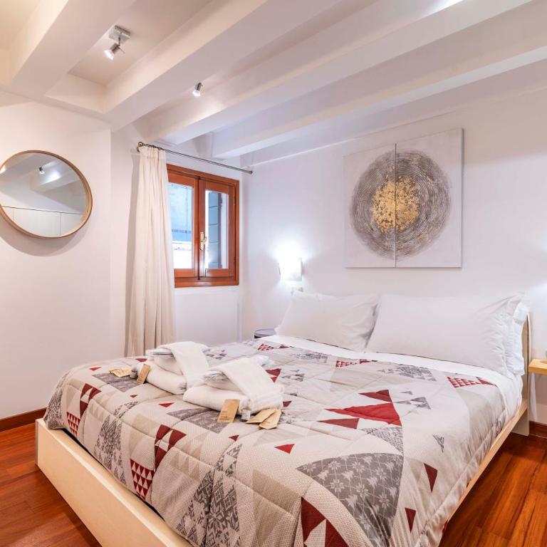 Glass House - Loft 2 minutes to Rialto Bridge & View - One-Bedroom Apartment - 4