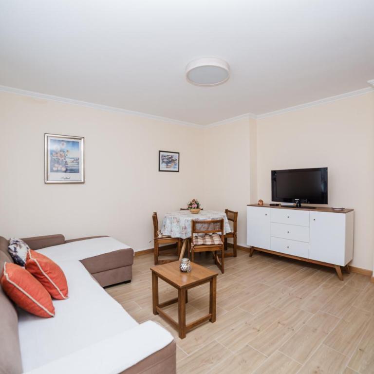 Pizana Budva Central - One-Bedroom Apartment - 3