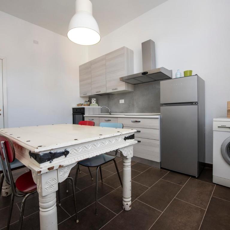230 - Casa di Ginny a Sestri Levante, 500 Metri dal Mare e spiaggia - PARCHEGGIO GRATIS INCLUSO NEW! - Appartamento con 2 Camere da Letto - 16