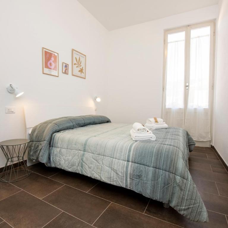230 - Casa di Ginny a Sestri Levante, 500 Metri dal Mare e spiaggia - PARCHEGGIO GRATIS INCLUSO NEW! - Appartamento con 2 Camere da Letto - 24