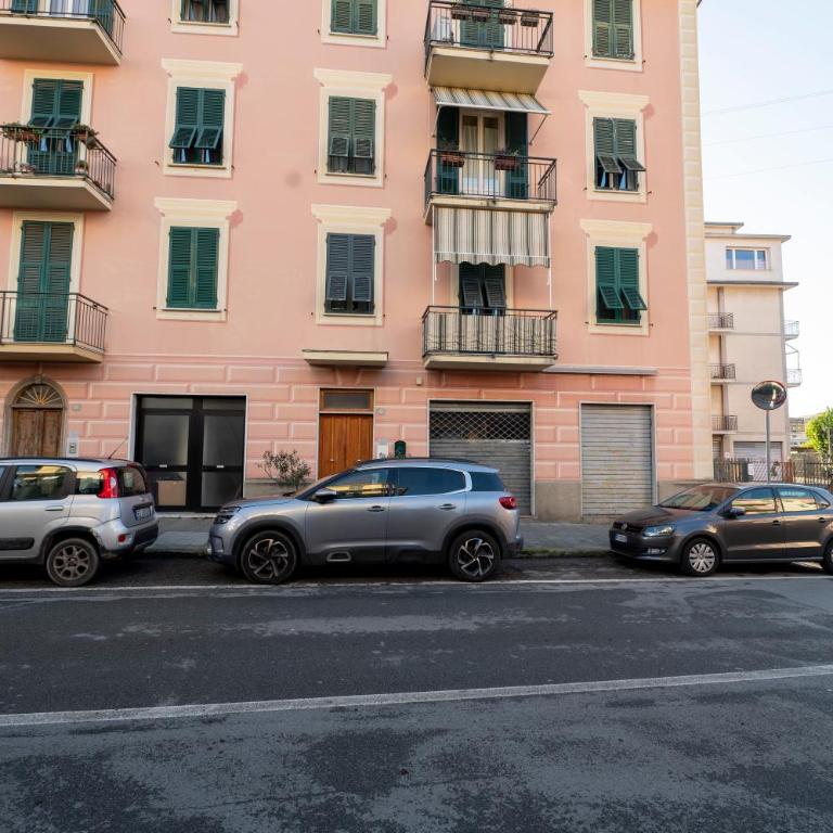 230 - Casa di Ginny a Sestri Levante, 500 Metri dal Mare e spiaggia - PARCHEGGIO GRATIS INCLUSO NEW! - Appartamento con 2 Camere da Letto - 48