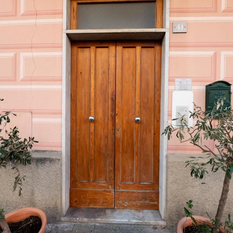 230 - Casa di Ginny a Sestri Levante, 500 Metri dal Mare e spiaggia - PARCHEGGIO GRATIS INCLUSO NEW! - Appartamento con 2 Camere da Letto - 6