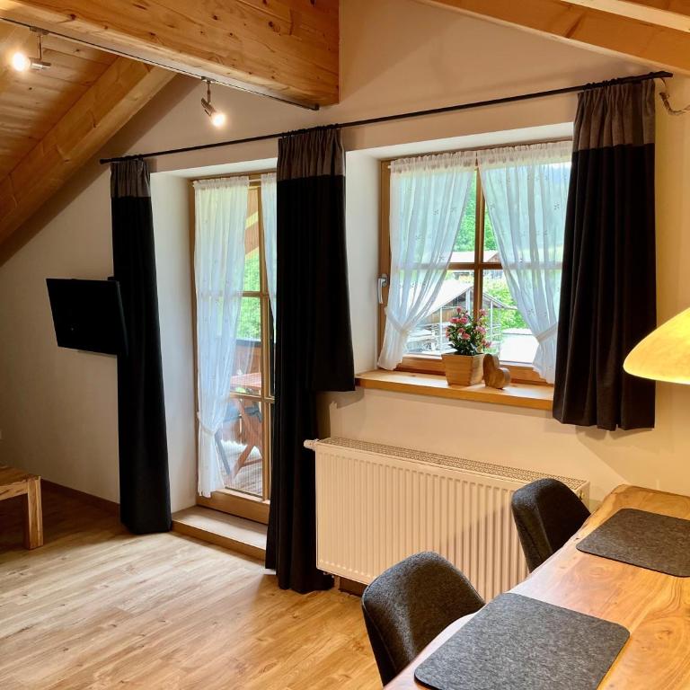 Ferienwohnungen Pfanzelter - Apartment mit Balkon - 7