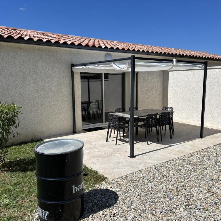 Vacances en Ardèche "maison pont d'arc" - Maison 1 Chambre - 3