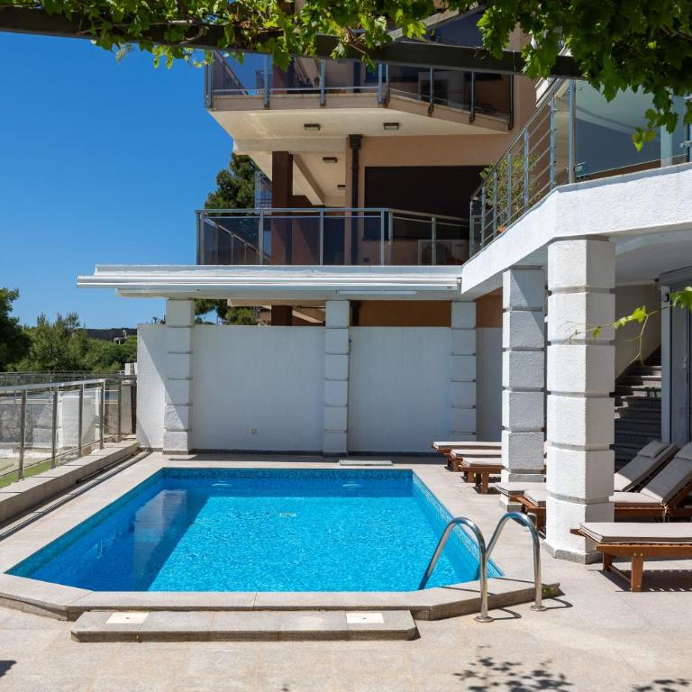Private swimming pool three-story apartment with a superb view - Vila sa 3 Spavaće Sobe - 4
