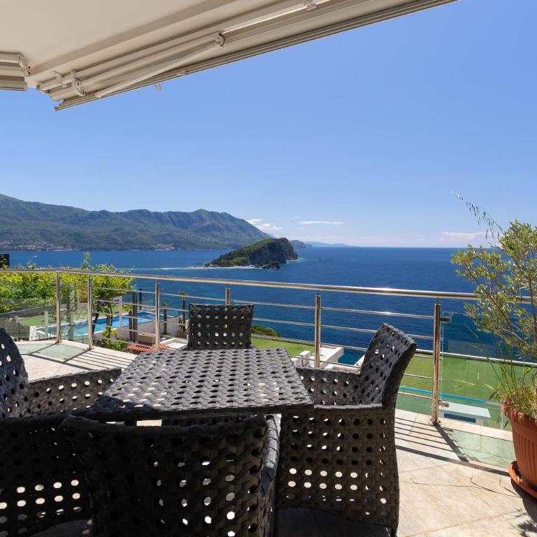 Private swimming pool three-story apartment with a superb view - Vila sa 3 Spavaće Sobe - 26