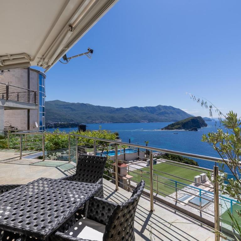 Private swimming pool three-story apartment with a superb view - Vila sa 3 Spavaće Sobe - 31