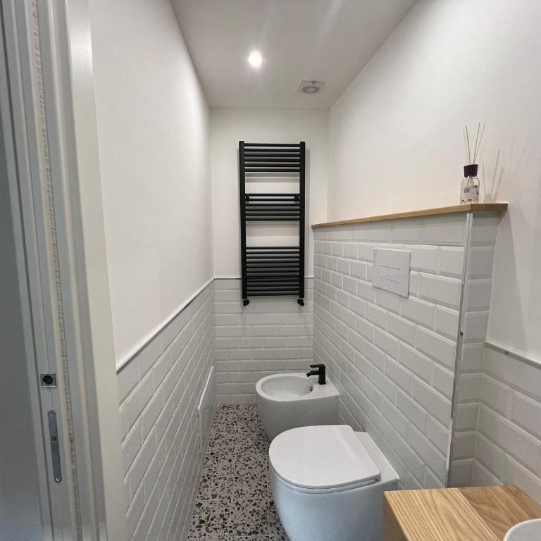 Roma Furio Camillo Holiday Home - Chambre Double avec Salle de Bains Privative - 3