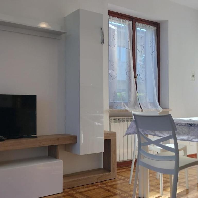 Casa Viale Delle Rose - Appartamento con 2 Camere da Letto - 8
