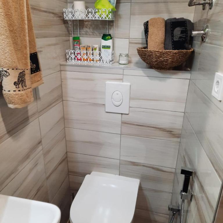 Apartman AE - One-Bedroom Apartment - 8