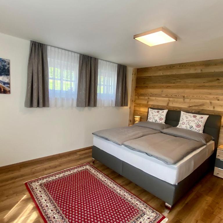 Appartements Wieseneck - Ferienwohnungen mit Bergblick - inklusive Schladming Dachstein Card! - Deluxe Apartment mit 1 Schlafzimmer - 7
