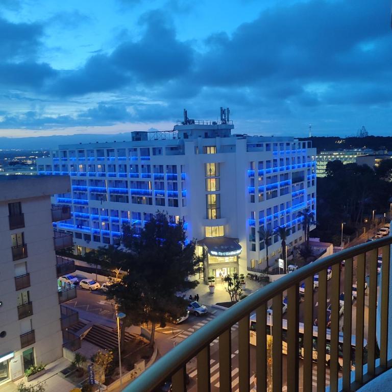 Estudio atico con piscina "Solsalou" Edificio Inter 2 - One-Bedroom Apartment - 16