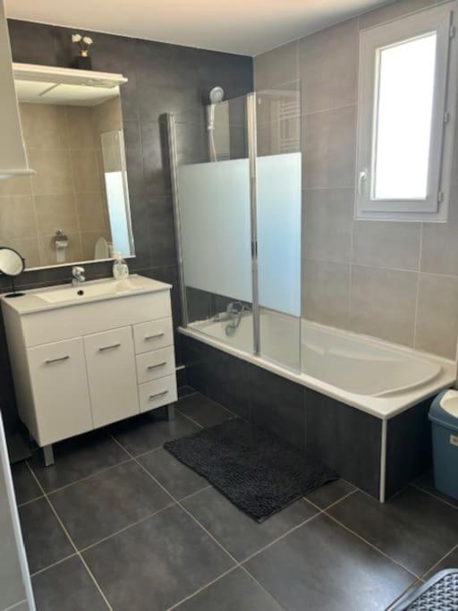 Villa avec jacuzzi - 3 chambres - Villa - 18
