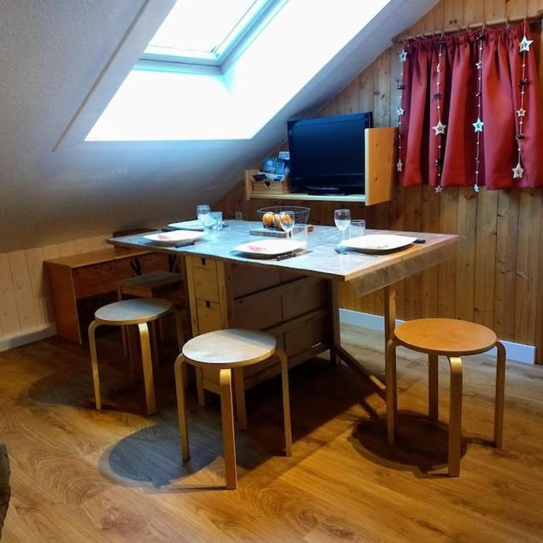 T2 pour 4 pers style chalet pied des pistes - Appartement 1 Chambre - 8