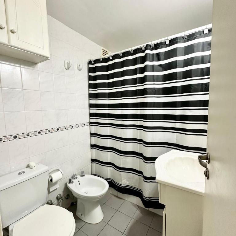 Departamento 3 ambientes c/pileta - Olivos, Vicente Lopez, Zona Norte Provincia de Buenos Aires - Apartamento de 2 dormitorios - 10