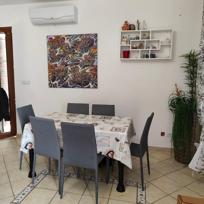 Honey Fede - Three-Bedroom Townhouse - 8