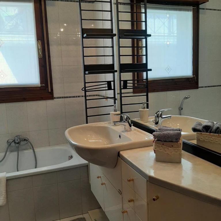 Casa Di Iana - Appartamento con 2 Camere da Letto - 39