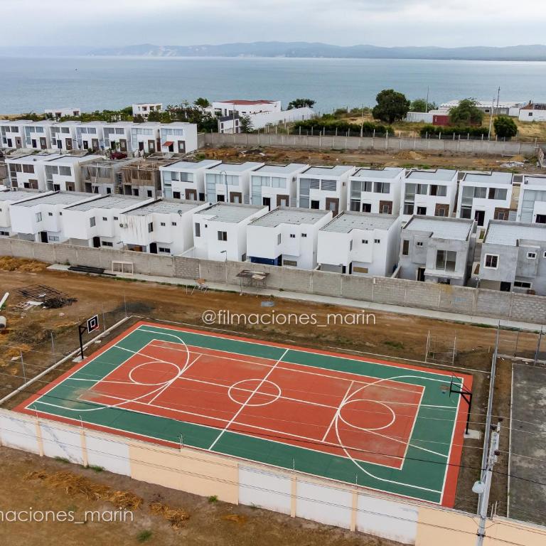 Casa con Piscina junto al MAR - Casa de 3 dormitorios - 14