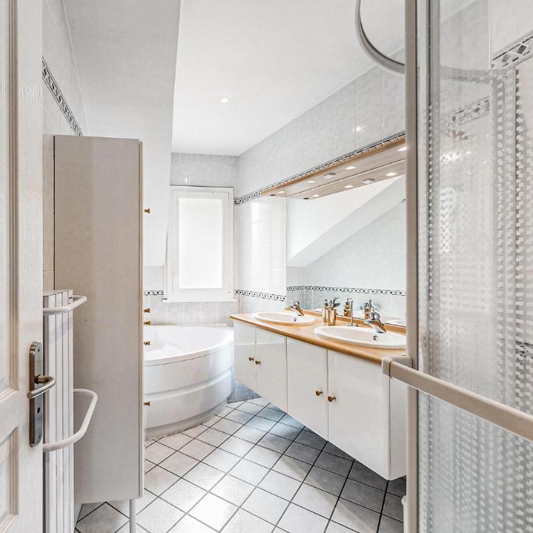 Cozy Apartment In Cauterets - Appartement 3 Chambres - 29