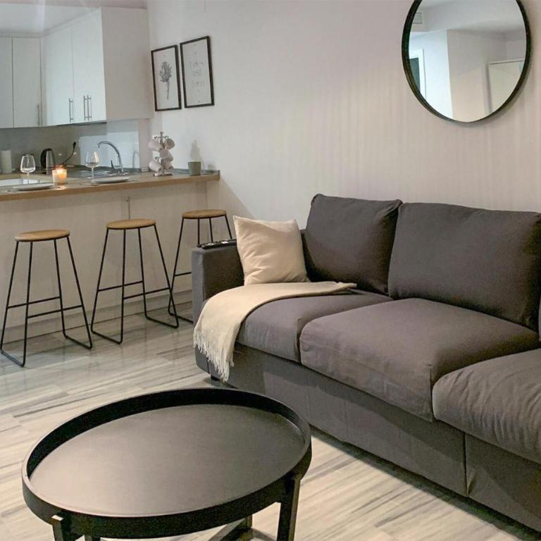 Lovely Apartment In Marbella With Wifi - Apartamento de 1 dormitorio - 4