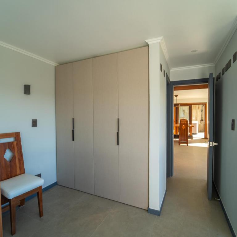 Lujosa casa en Playa Hermosa vista lago y volcanes - Three-Bedroom Villa - 30