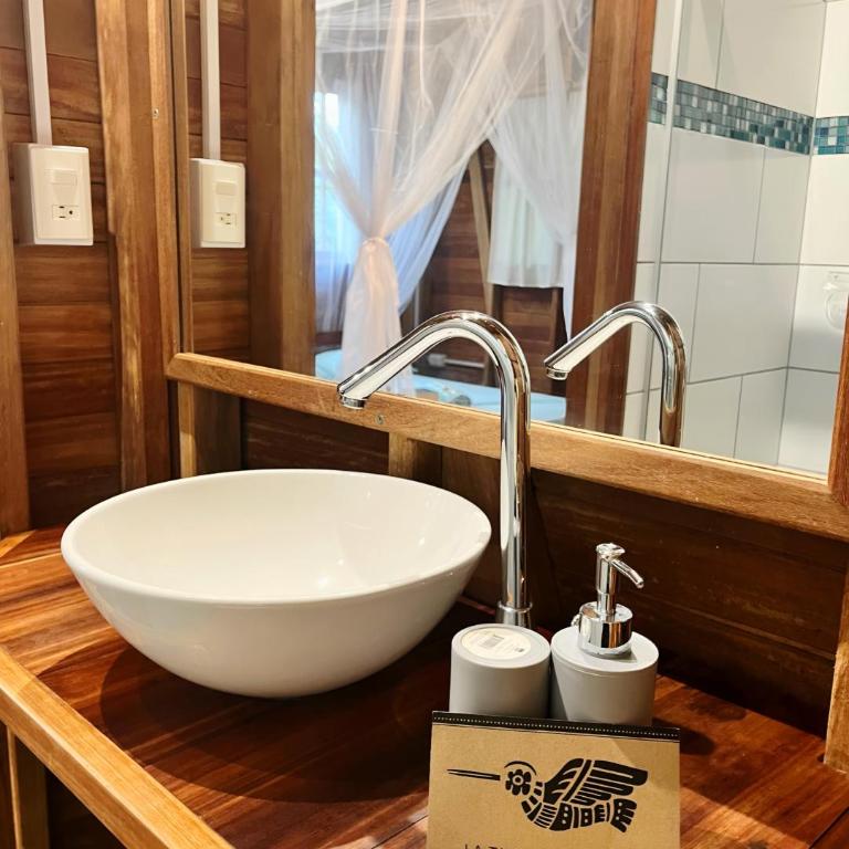 La tarima del colibri Ecolodge - Habitación Cuádruple con baño privado - 13