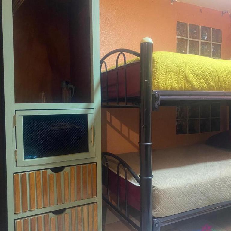 Posada Vs4 Aeropuerto - Classic Triple Room - 6