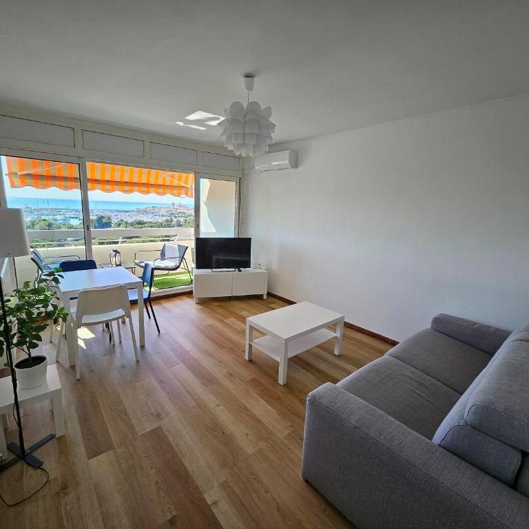 Antibes studio Vauban dernier étage vue mer - Apartment mit 1 Schlafzimmer - 5