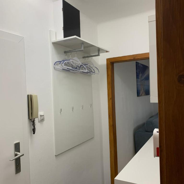 Nici`s Ferienwohnung - Apartment mit 1 Schlafzimmer - 6