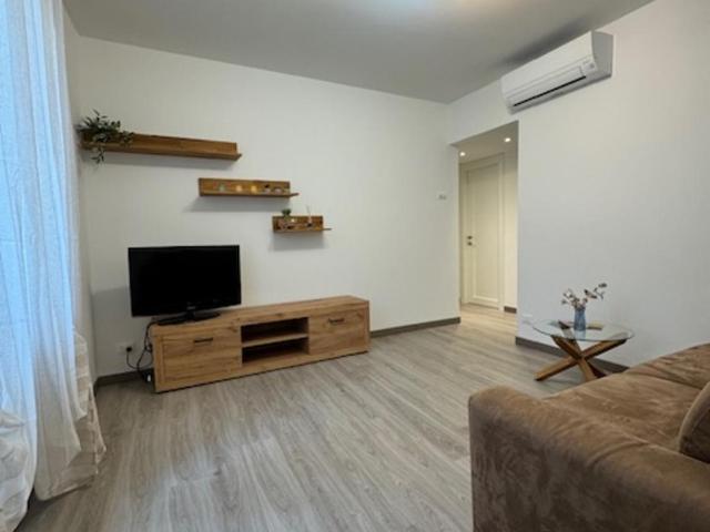 La Foce - Two-Bedroom Apartment - 55