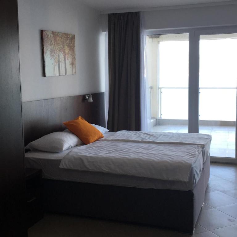 Hotel Vienna - Standard Double or Twin Room with Sea View - 29