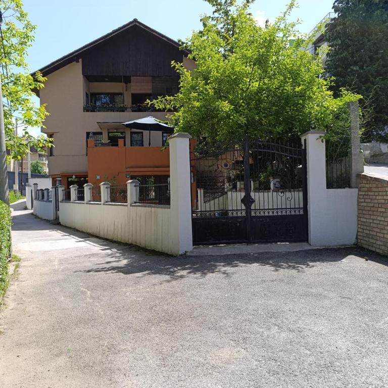 GRBAVICA COZY APARTMENT - free parking - One-Bedroom Apartment - 23
