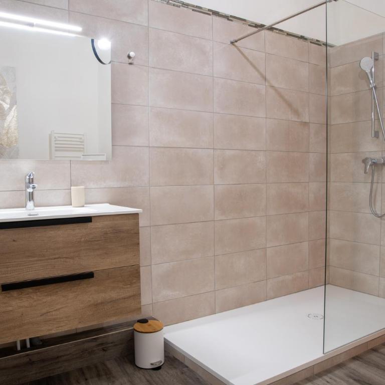 Logement de charme en plein coeur d'Avignon - One-Bedroom Apartment - 33