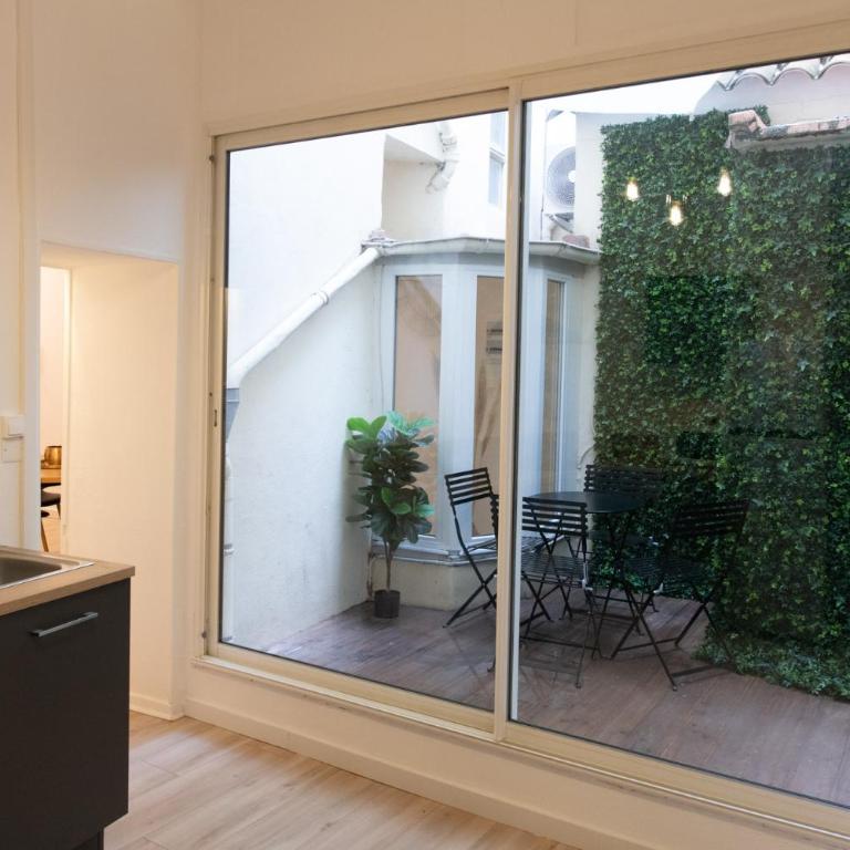 Logement de charme en plein coeur d'Avignon - One-Bedroom Apartment - 35