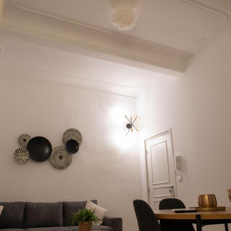 Logement de charme en plein coeur d'Avignon - One-Bedroom Apartment - 37
