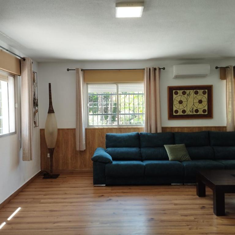 VIVIENDA RURAL HUERTA DEl MEDIO - Four-Bedroom House - 35