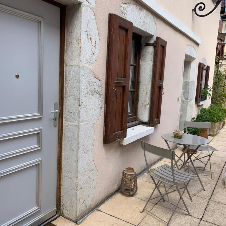 Studio indépdt centre ville 300m du lac d’Annecy - Appartement 1 Chambre - 28