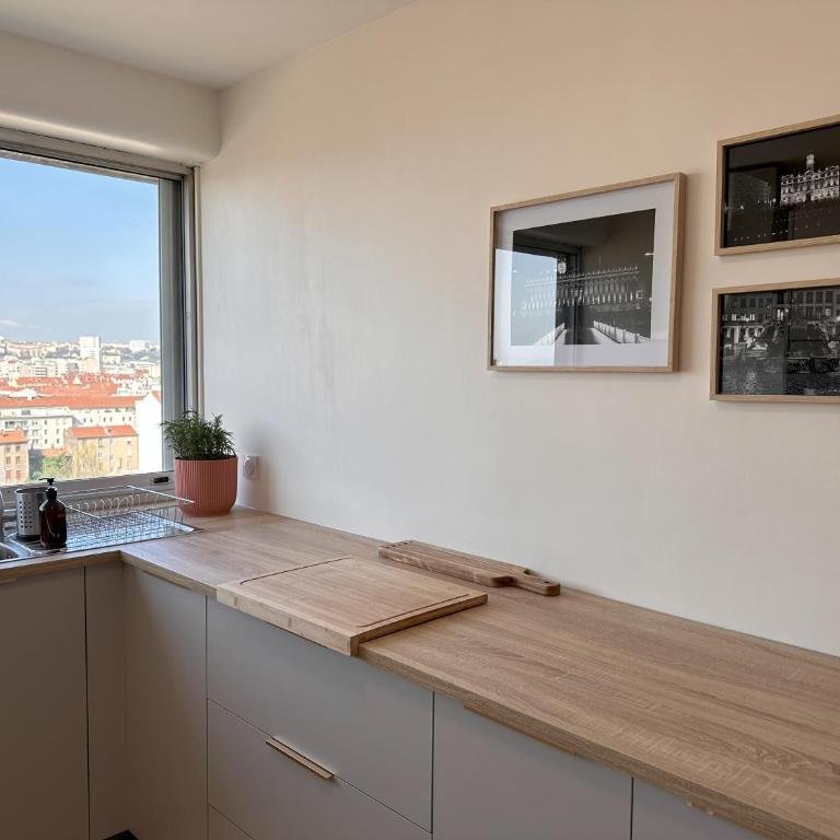 Le Panoramic - Two-Bedroom Apartment - 3