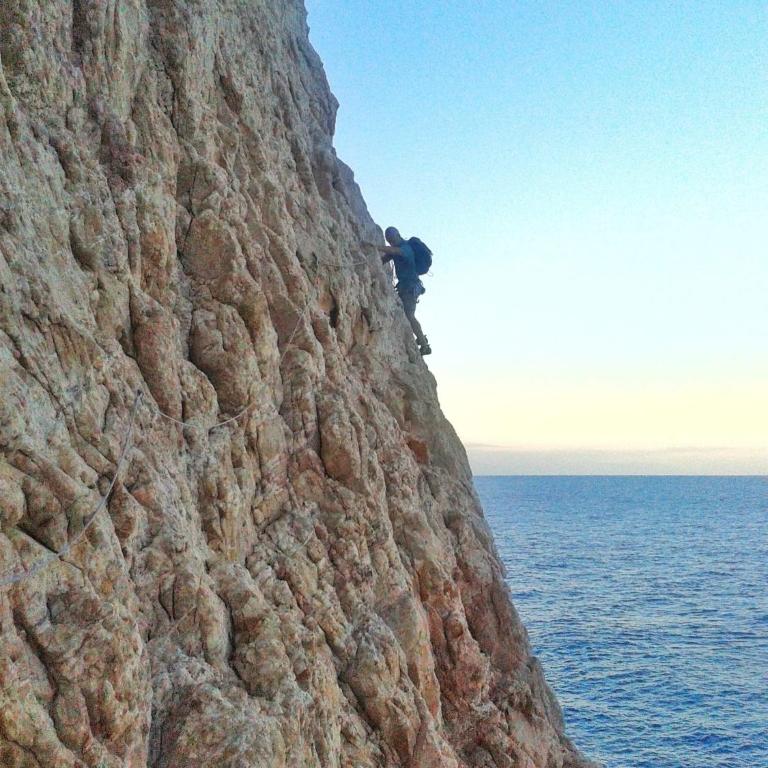 VISTA MARE SAVONA "Posto auto e ombrellone con due sdraio compreso" - Appartamento con 1 Camera da Letto - 39