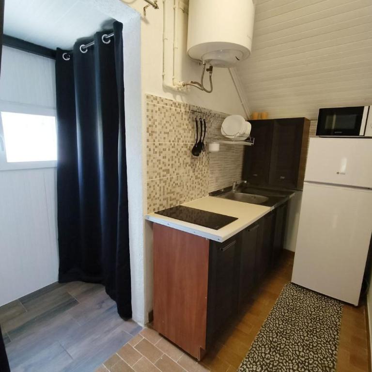 Арartment IRENA - Two-Bedroom Apartment - 9