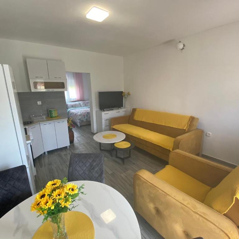 OLGA APARTMENT - One-Bedroom Apartment - 2