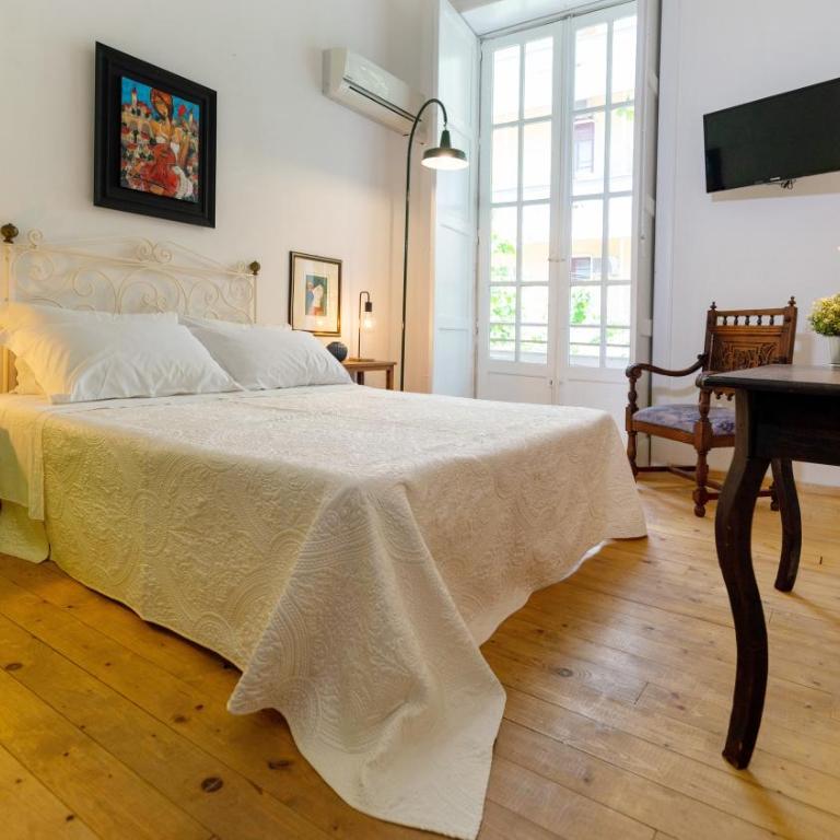 Donna Fortuna - Double Room with Private External Bathroom - 4