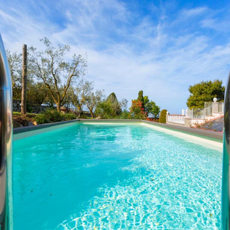 AMORE RENTALS - Resort Ravenna - The Villa - Villa Superior - 1